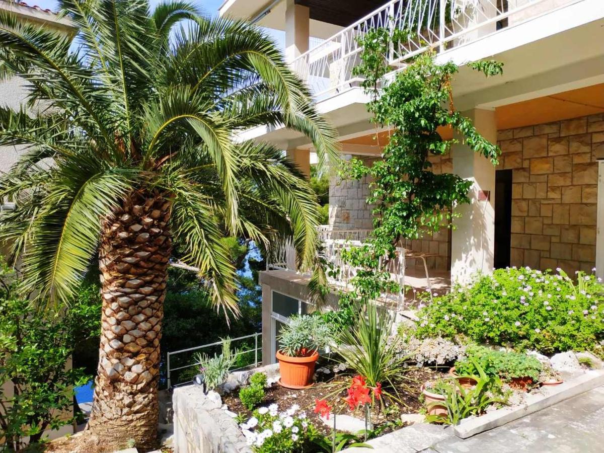 Brela Beach Retreat Apartment Екстериор снимка